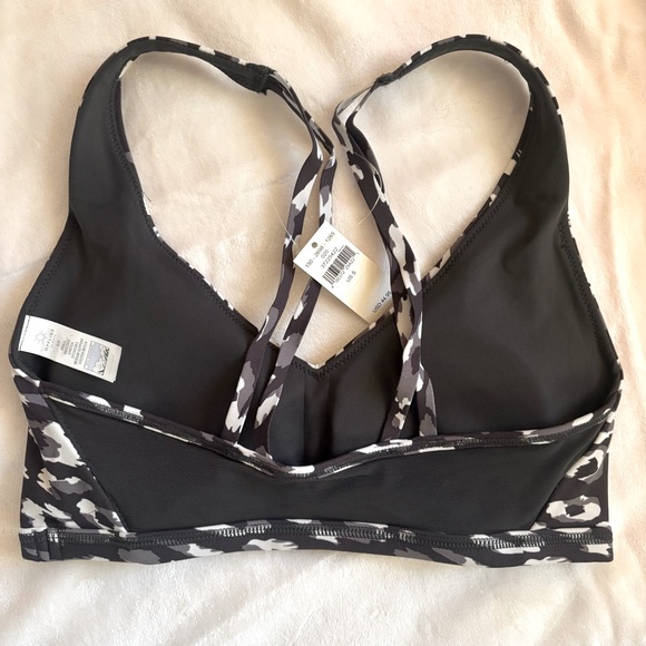 NWT Offline By Aerie Goals Plunge‎ Sports Bra - Picture 2 of 7